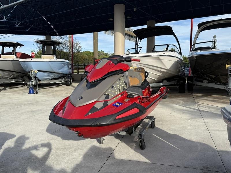 013F032C-261D-4C26-B2A4-8E3D20B5845E