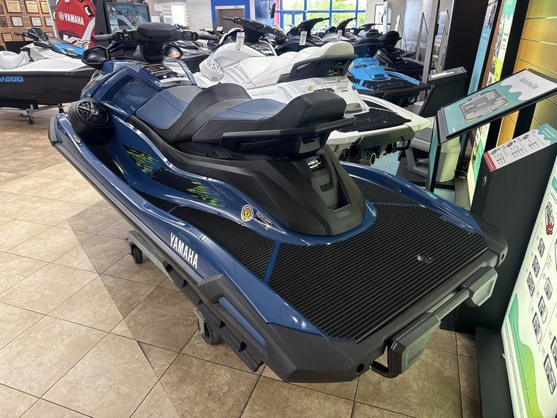 0259C49B-2D51-4E4E-A8C4-EFBCC2C33C9F