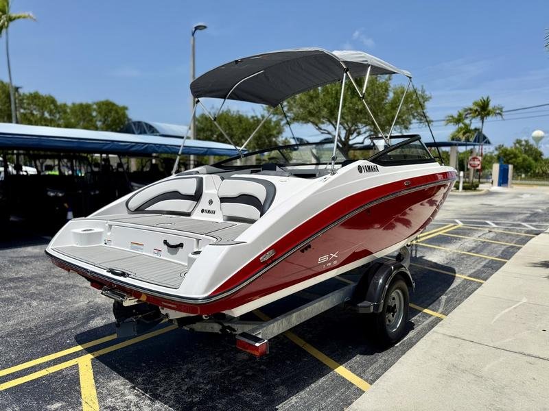 070B63BC-DFDD-4EF0-A362-80F7EC9B4ABC