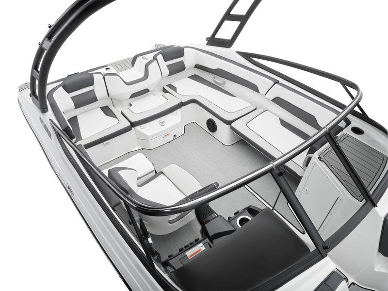 082B3273-5633-4984-B0EE-AB334B66670E