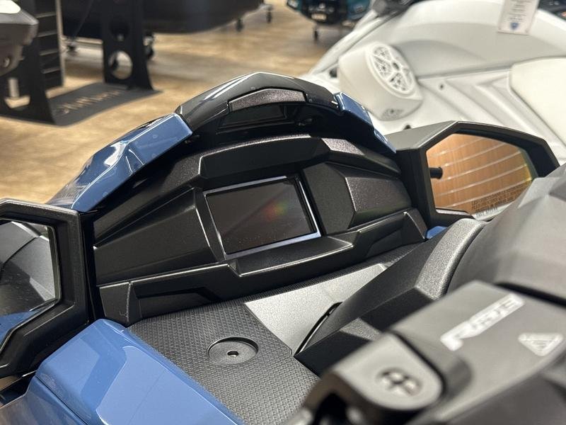 174D25BB-979F-428F-9034-EA5B16143213