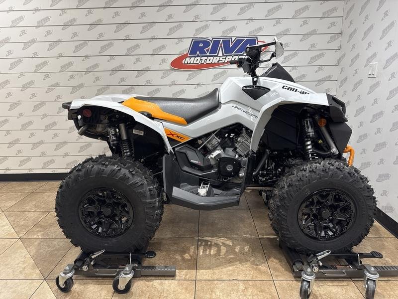 388829CB-6DF5-4CED-9D0B-38DAE99C144F