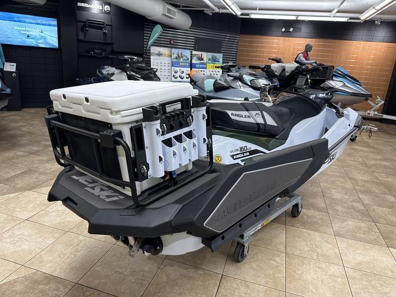 3FBEB81D-ABFB-4CA4-B063-9E5B84F3CEF9