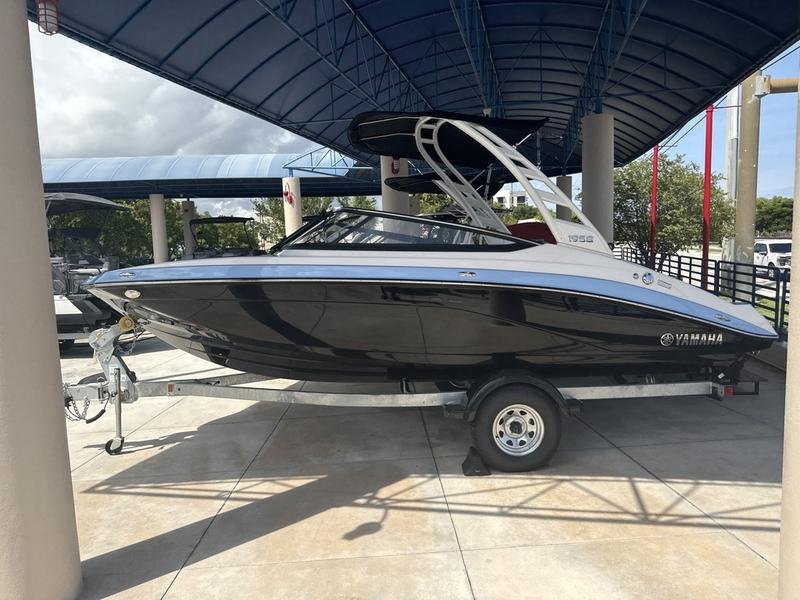 4BE1C6CB-1E3D-45CE-89D3-23409699D3B7