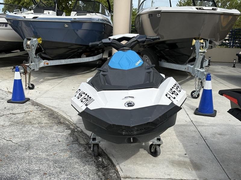 50FA1E70-E79E-4664-9E3E-EFDEC2503B63