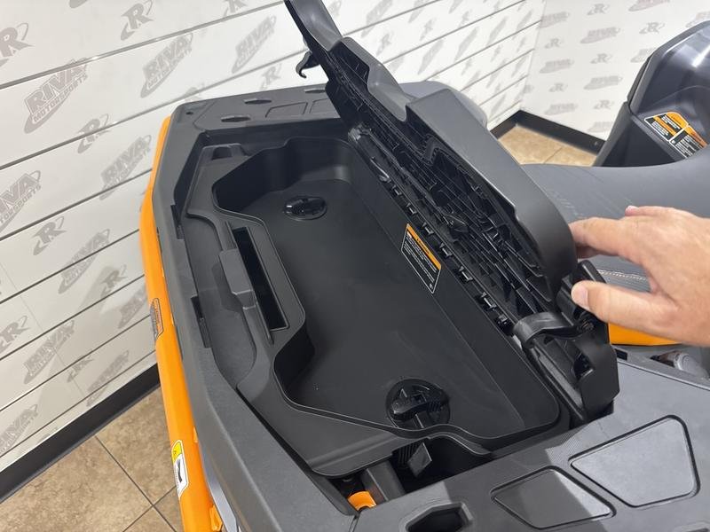 53B266CF-2C30-416B-8D5D-1836D4BF5F7F