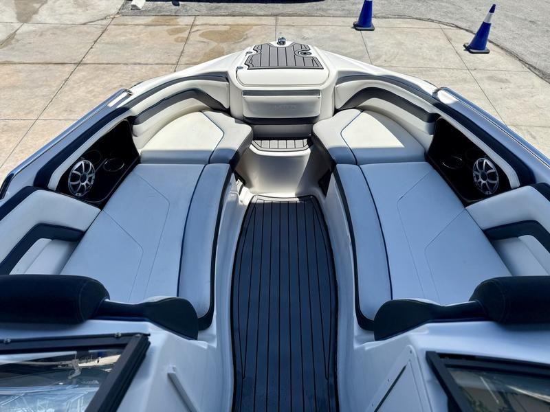 55776E20-3E5E-4ACF-B2E9-47A7407CE6B4