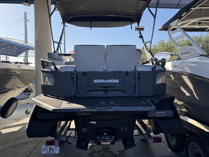 56EAF6D0-BD94-49F3-B93C-045925D3920E