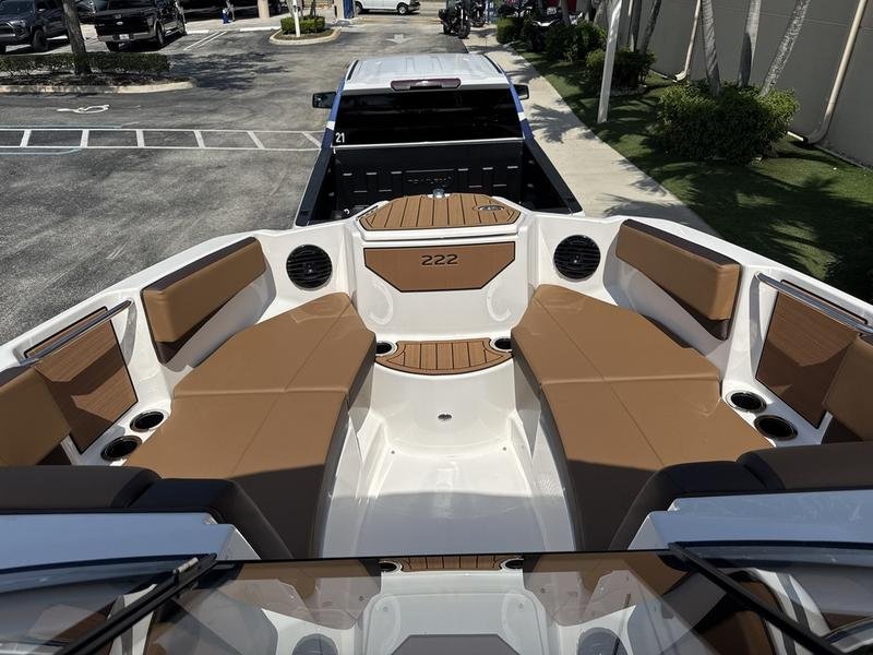 6388224D-BF1D-49BC-9FB1-8D8139B993B1