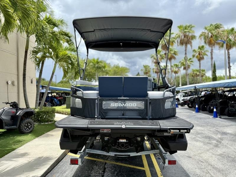 6E2D5440-0F1D-4B23-9740-0553A08F1382