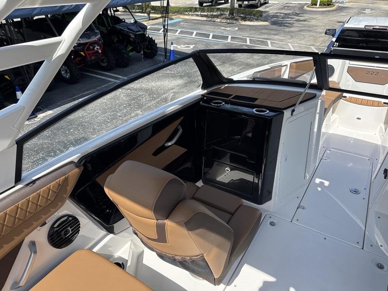 6FA75B2A-FC69-4558-A665-8260F206F9BA