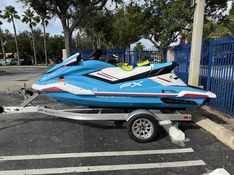 725C2A2A-F2D9-49EC-876C-BA9EBC886807