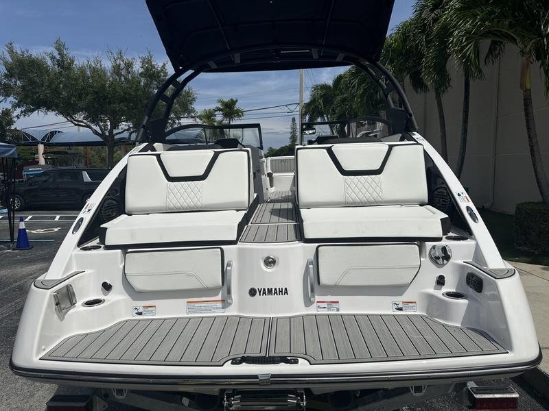 7401E3D0-63D3-4C32-88BD-B1011AAD28F1