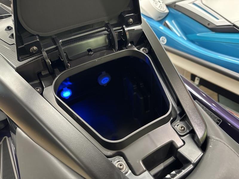 7C852D0C-0FAE-45FB-87F0-016529978429