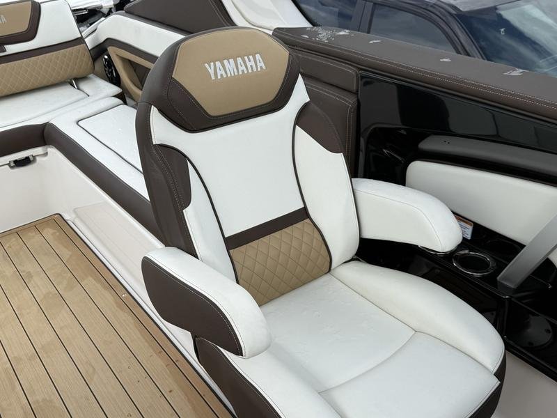 8995F259-51A1-4099-A92C-1AC71EBF1DF0