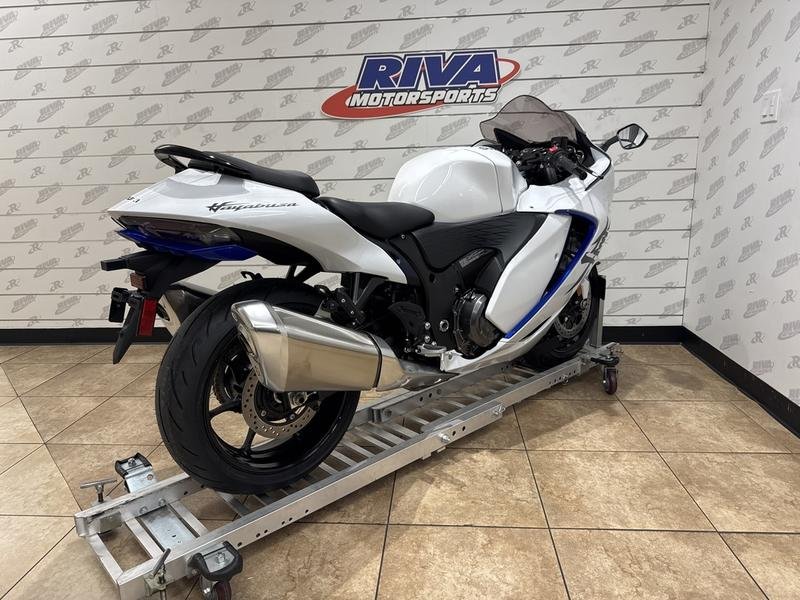 B21B0629-B662-4E09-80A8-7916584B8EE8