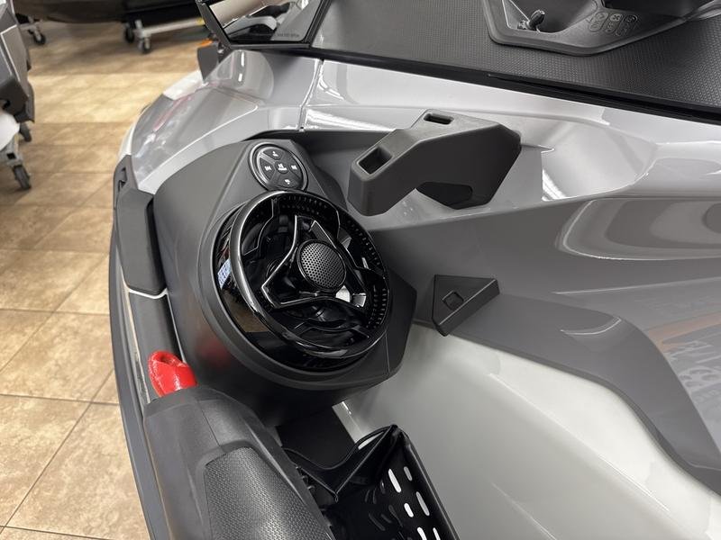 B90399A4-A553-4E26-AC9E-F65AE08CFBF5