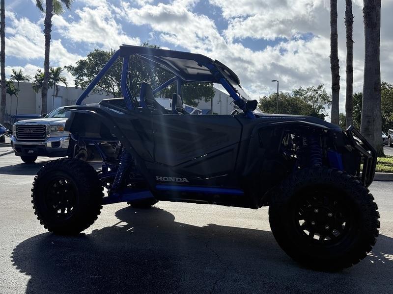 BDF3F0C8-274F-4266-8AF5-1C98152B1893