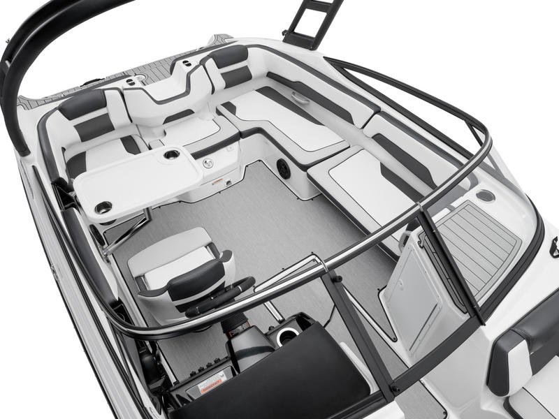 CE859B12-F50E-44E3-A958-81EB71D0041F