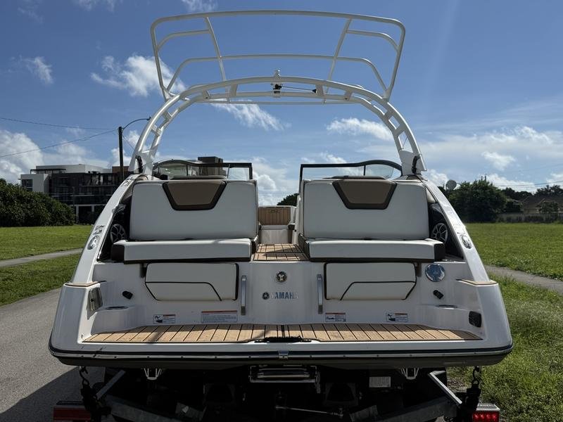 D4006C77-7E6B-4639-A476-48874832E1D9