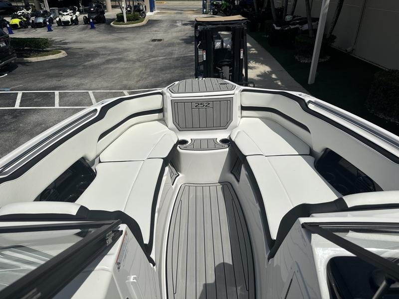 D98790D6-20A9-4AC4-9670-DBF71757150C