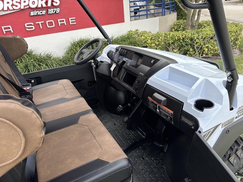 D9E23E18-91CA-47E2-AA69-3CA234B17492