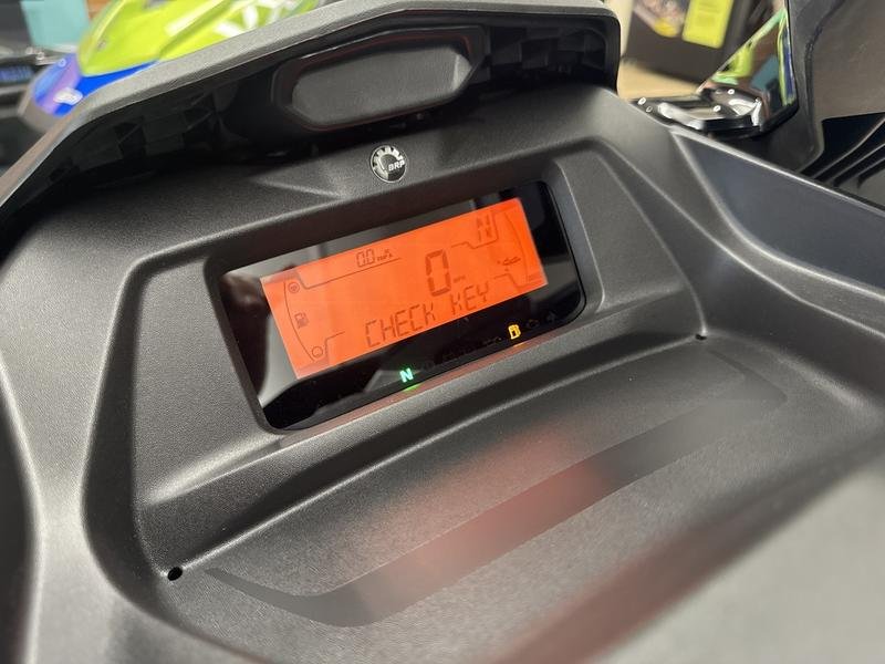 DA2AFED9-6207-4069-8FFF-DBF1BD2B132B