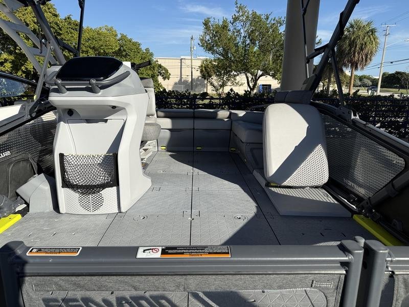 EEFB7BCD-A75C-47B2-A96B-C8321F5141D1