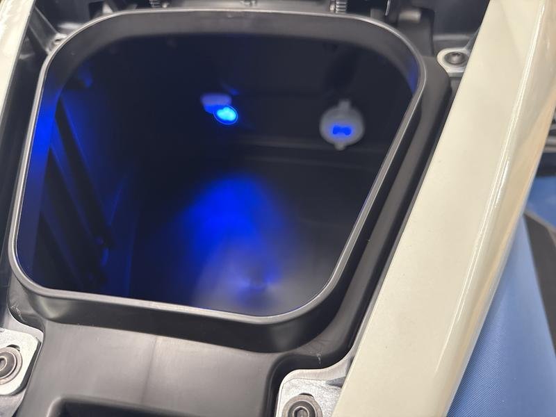 F8AF1F2F-39DC-4F64-9AF4-71CE3031C914