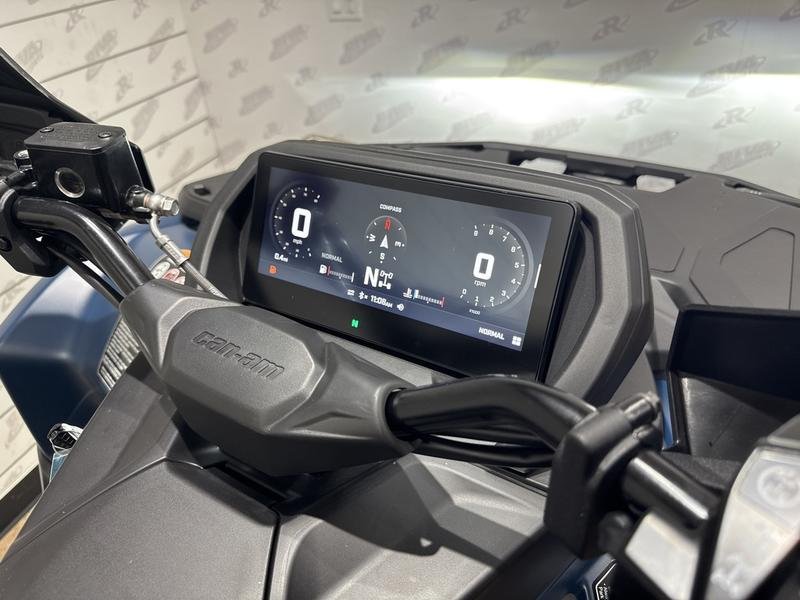 FAB096A2-1C1E-4F68-B267-6A4FA60F4389