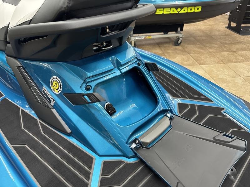 FBA7AF9B-E0FA-4F87-80A6-0DD343C20D58